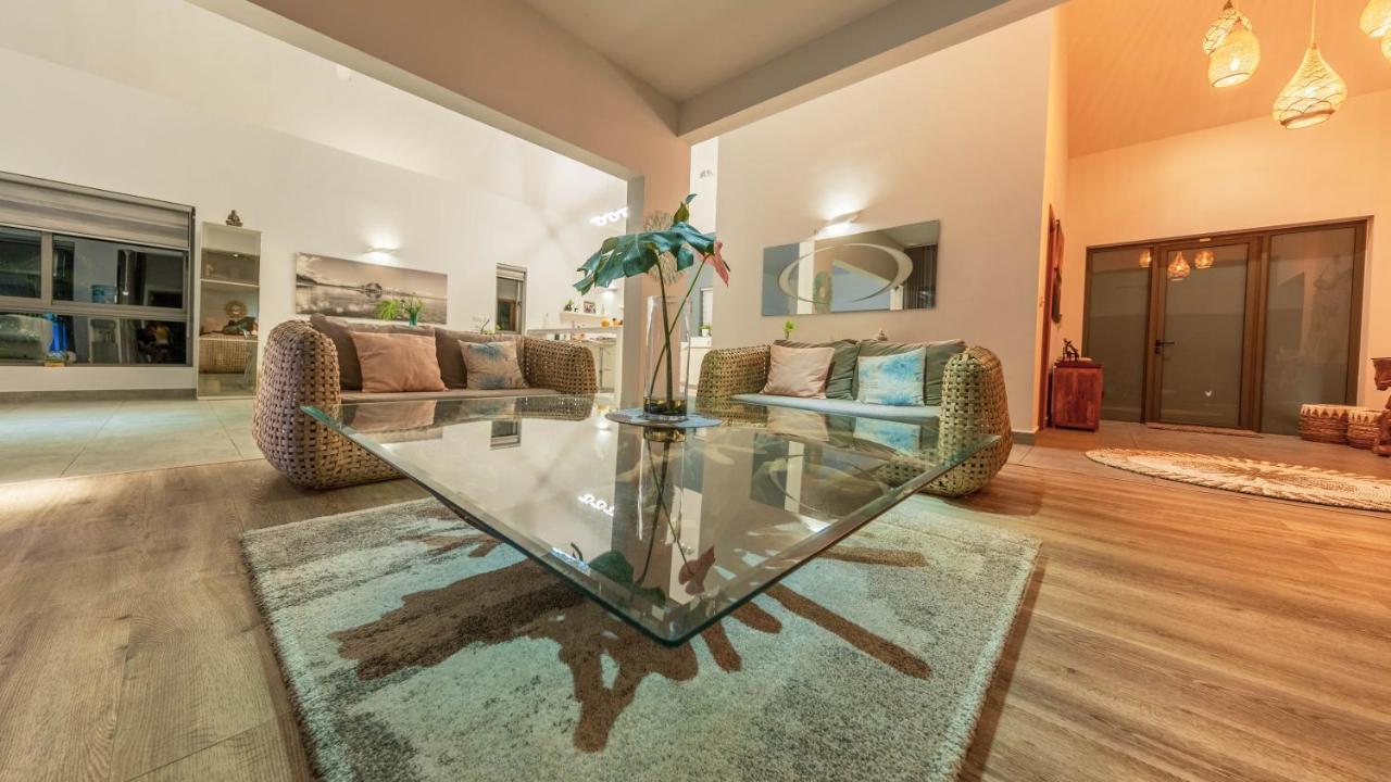 Villa Sartelo Тамарин Екстериор снимка