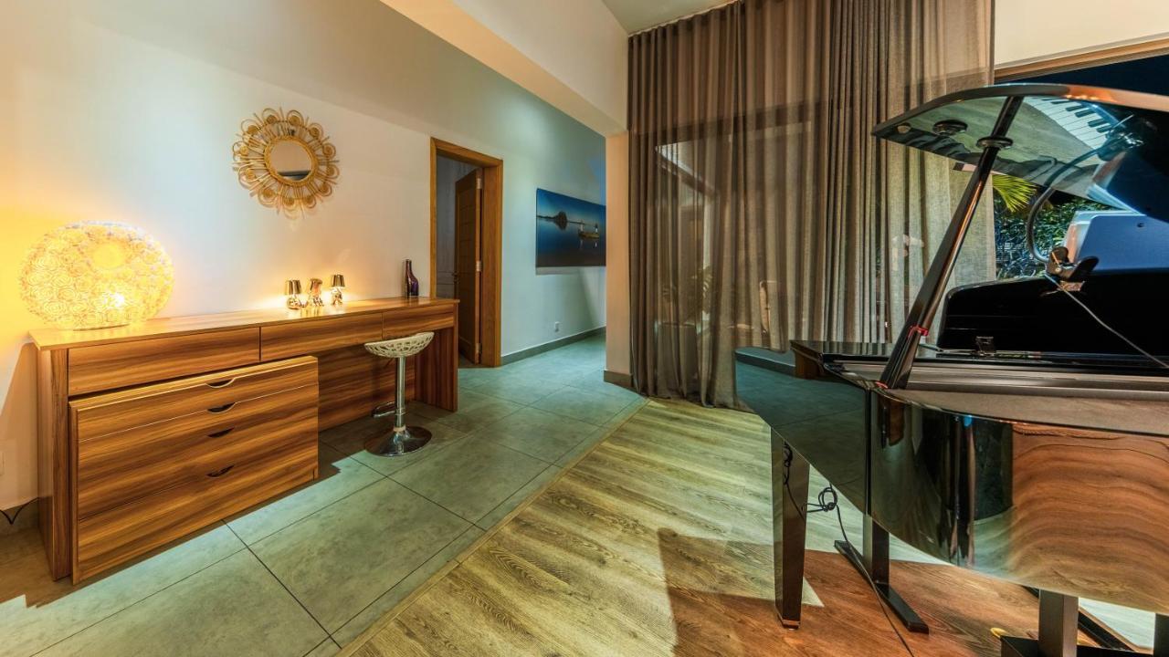 Villa Sartelo Тамарин Екстериор снимка